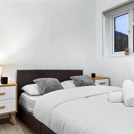 Holiday Home Near Kings Cross Sleep 12 Sp7 Лондон Экстерьер фото