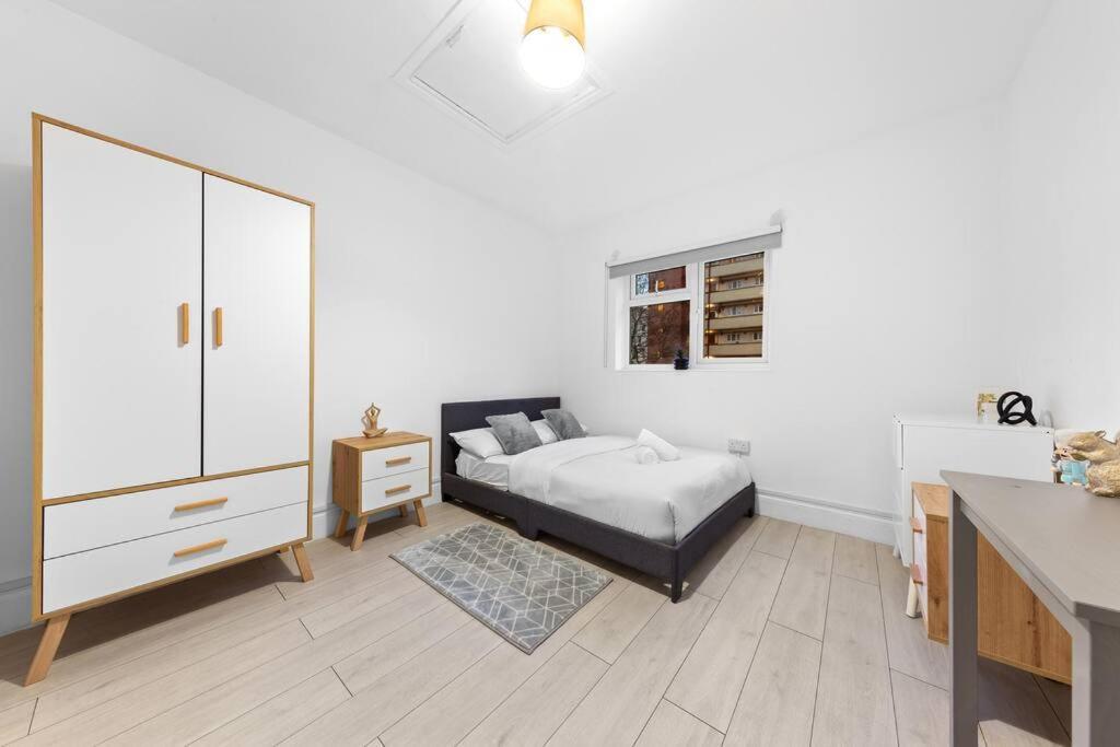 Near Kings Cross Sleep 12 Sp7 Апартаменты *