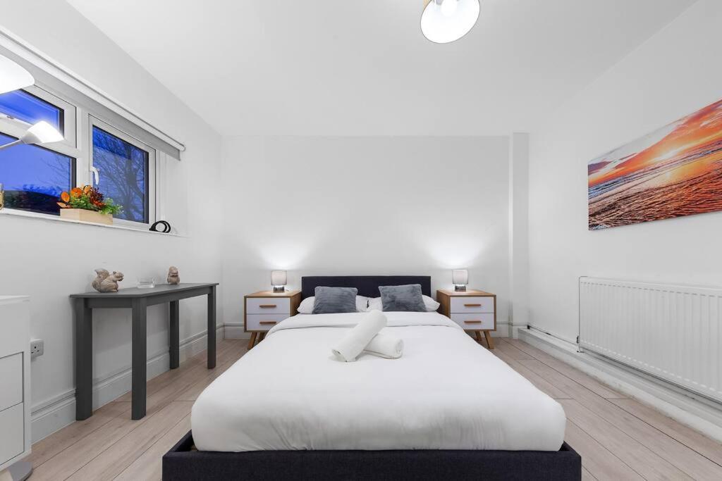 Апартаменты Near Kings Cross Sleep 12 Sp7 Лондон