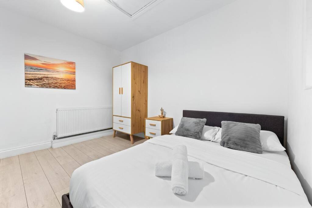 Near Kings Cross Sleep 12 Sp7 Апартаменты Лондон